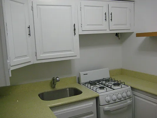 Rented by Magnone Real Estate | media 14