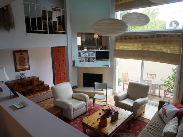 130 Marguerita Ave Unit 14, Santa Monica, CA 90402