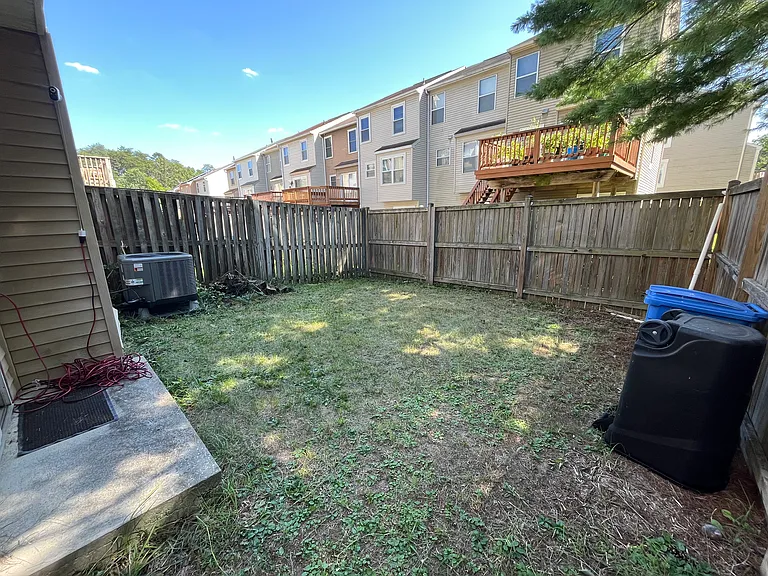 4229 Tazewell Ter — Photo 32
