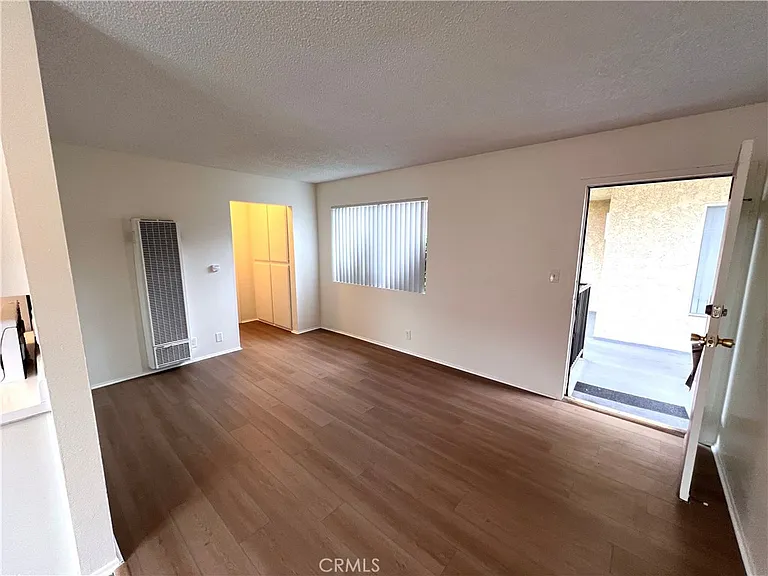 1637 W 227th St #11 — Photo 4