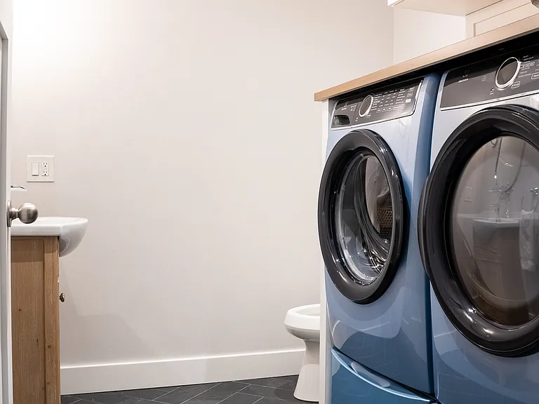 Large Washer & Dryer