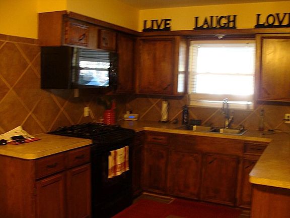 4th image of 510 Bennett Dr