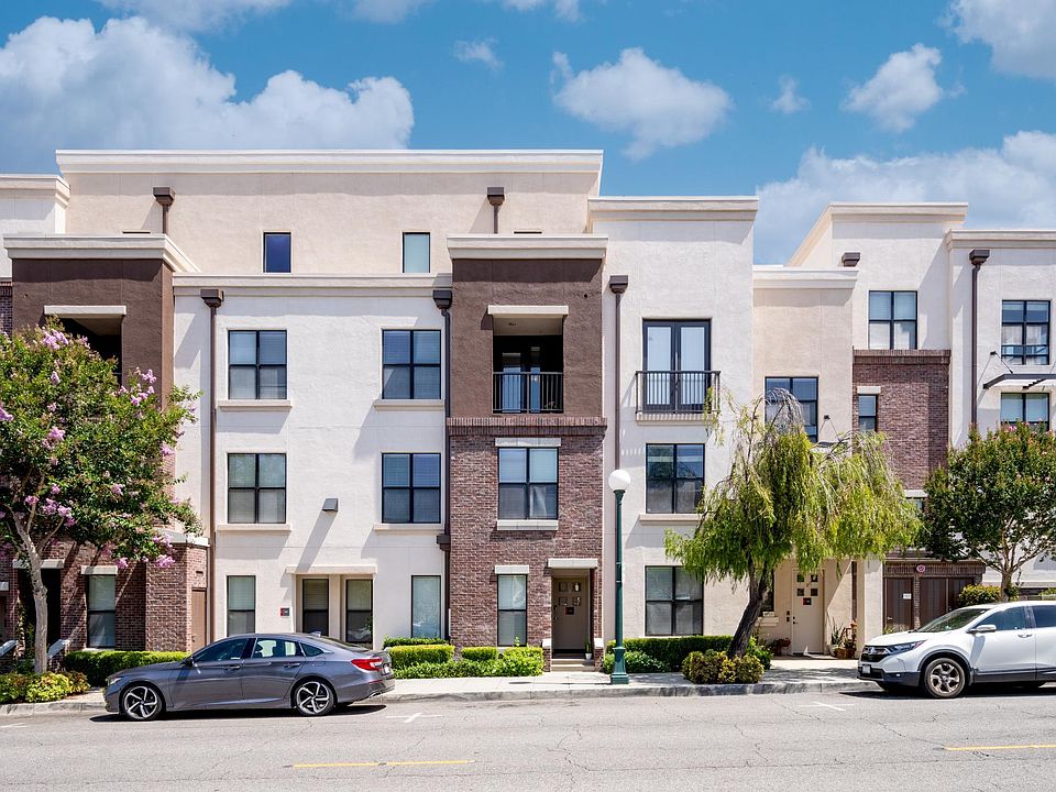 1st image of 127 W Colorado Blvd