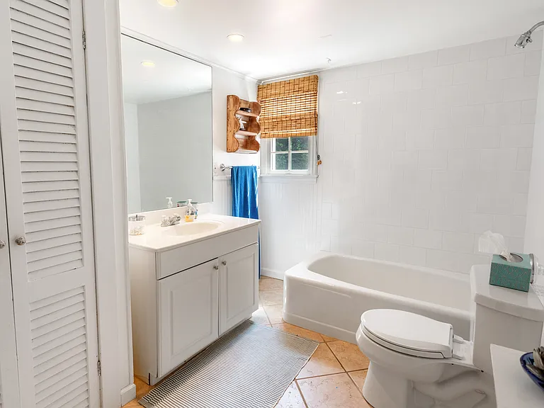 81 Scotts Landing Rd — Photo 13