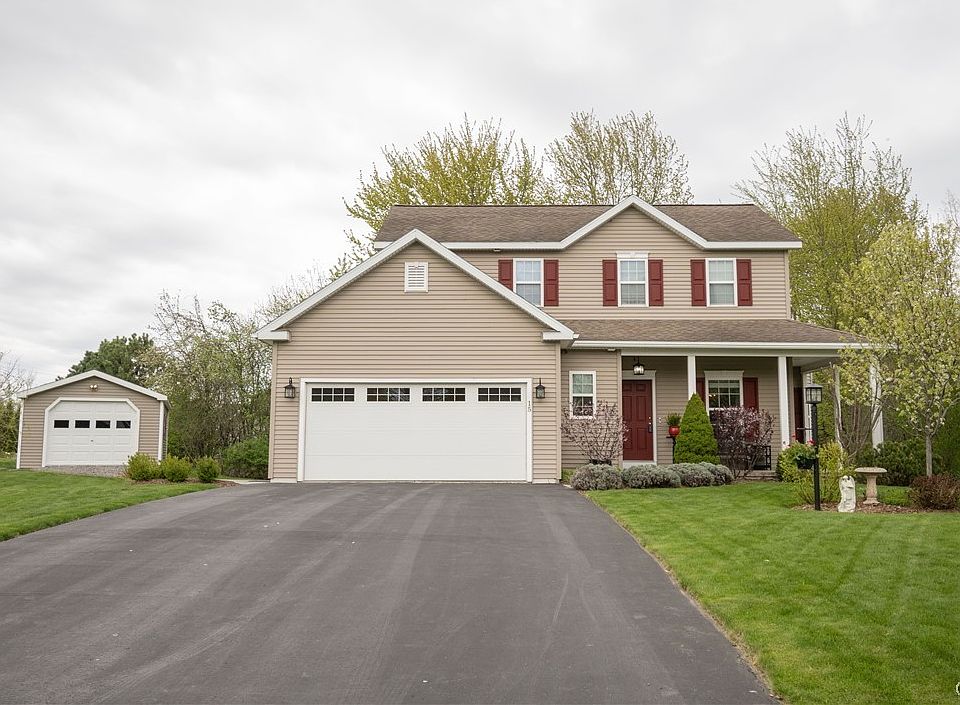 1st image of 15 Miguel Ln