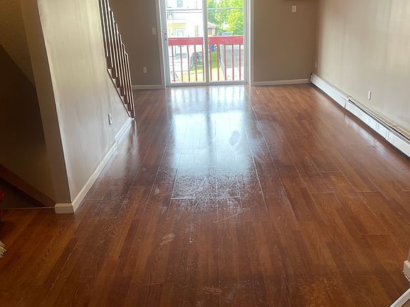 2nd image of 37 Cannon Rd