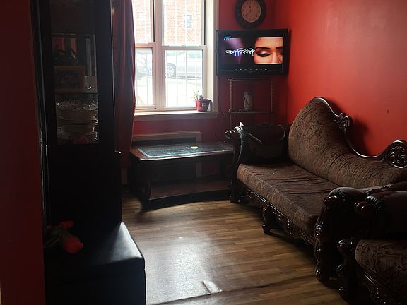 3rd image of 9302 177th St