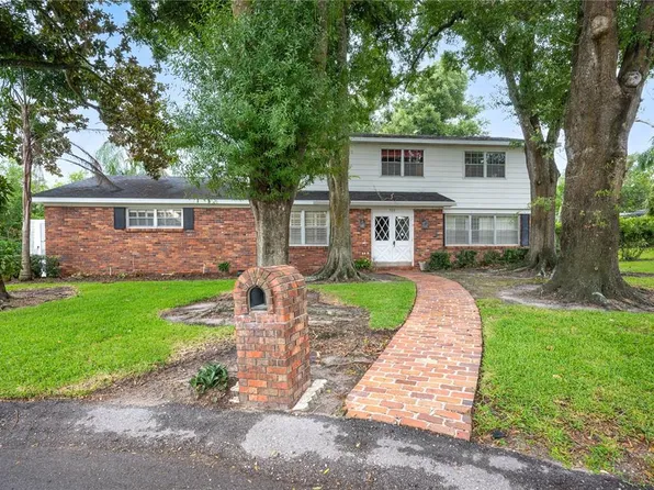 923 Woodmont Ln, Lakeland, FL 33813