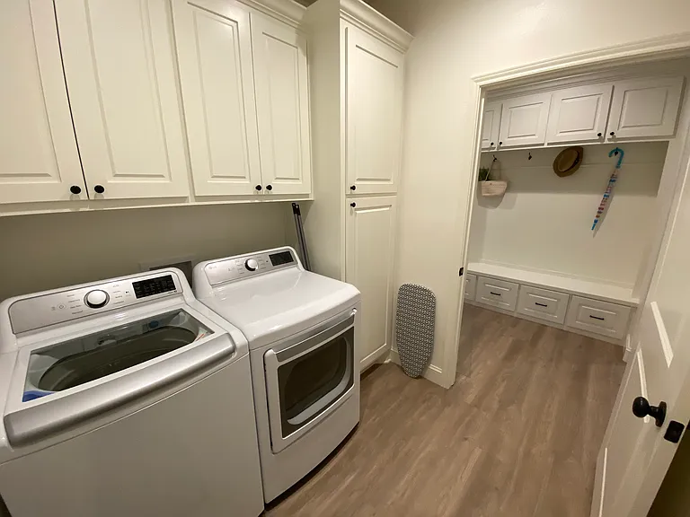 5910 Fordham St — Photo 18