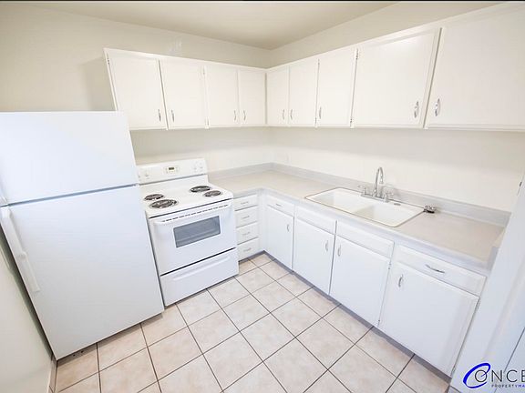 3rd image of 421 E 6th Ave APT A