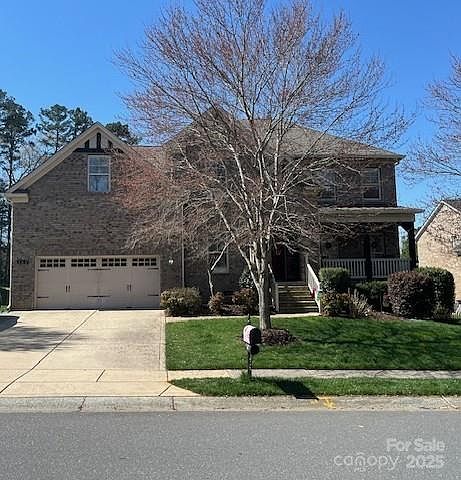 2nd image of 406 Deer Brush Ln