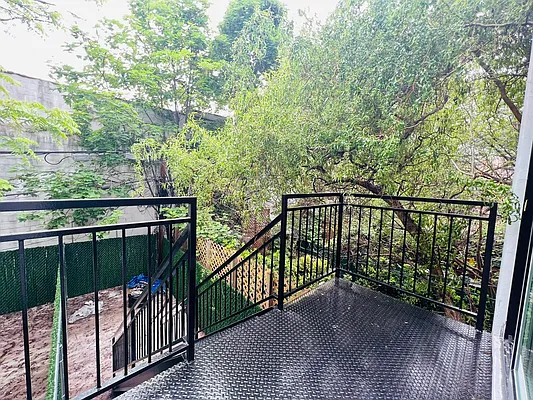 Rented by null | media 54