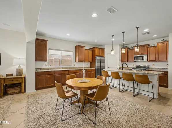 10743 W LARIAT Lane, Peoria, AZ 85383