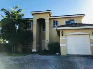 8872 SW 209th Ter, Cutler Bay, FL 33189