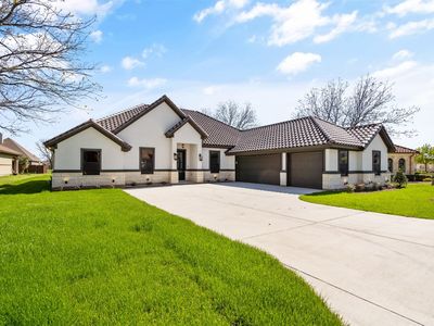 1002 Catalina Bay Blvd, Granbury, TX, 76048