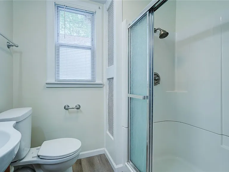 416 Gregory St #DOWN — Photo 17