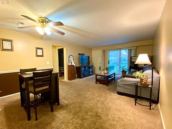 5th image of 517 Liberty Dr #A