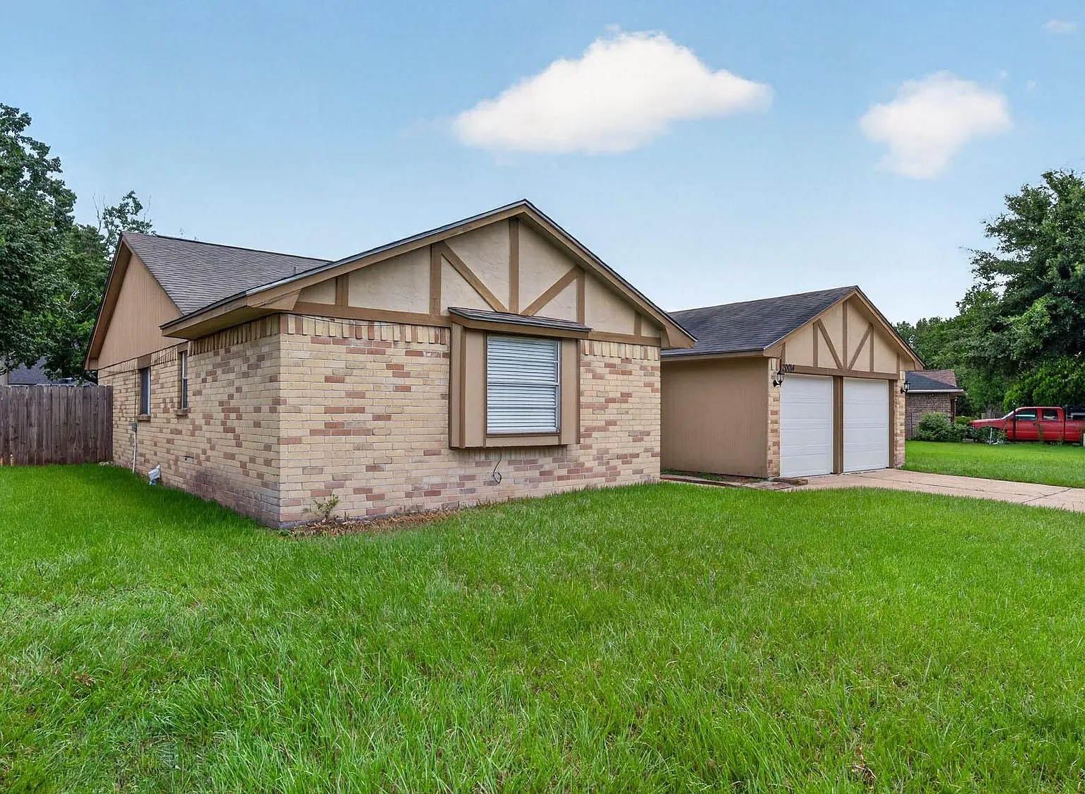 3 bed, 2.0 bath, 1472 sqft, $1,875 — Photo 3