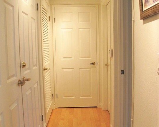5th image of 1800 Butler Ave APT 303