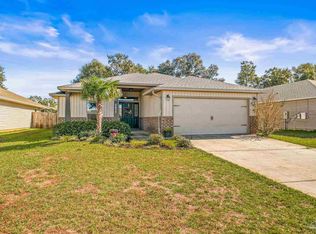 5677 Peach Dr, Pace, FL 32571