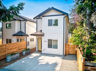 9238 B Evanston Ave N, Seattle, WA 98103