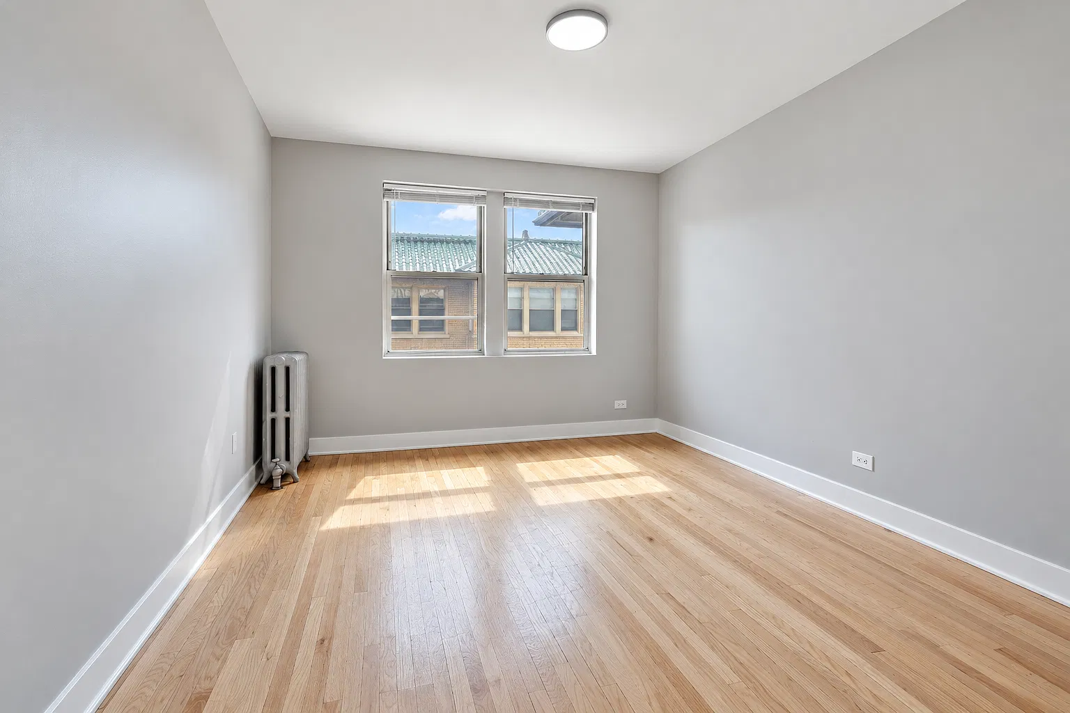 7516-24 N Seeley Ave - 7520-1E — Photo 4