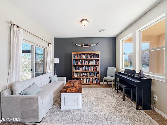 5th image of 6461 Villaggio Dr
