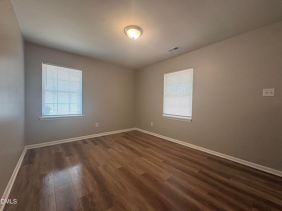 5th image of 745 Grantland Dr