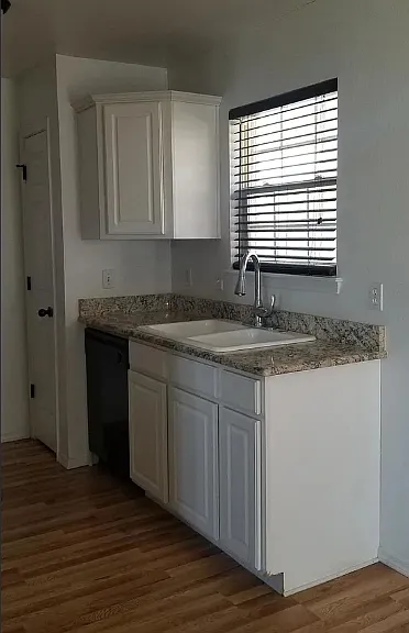 2700 Ries Ln — Photo 4