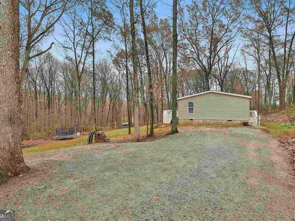 200 Potts Cir, Roopville, GA 30170