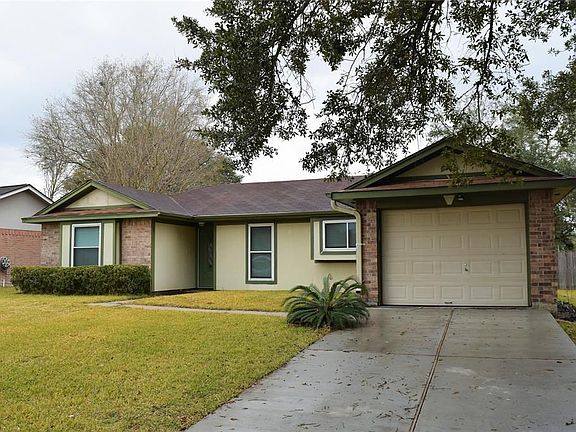 2nd image of 2502 Ewell Dr