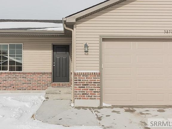 3rd image of 3871 E Marble Dr