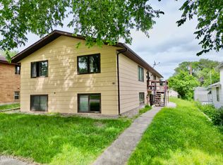 319 N 13th St, Bismarck, ND 58501