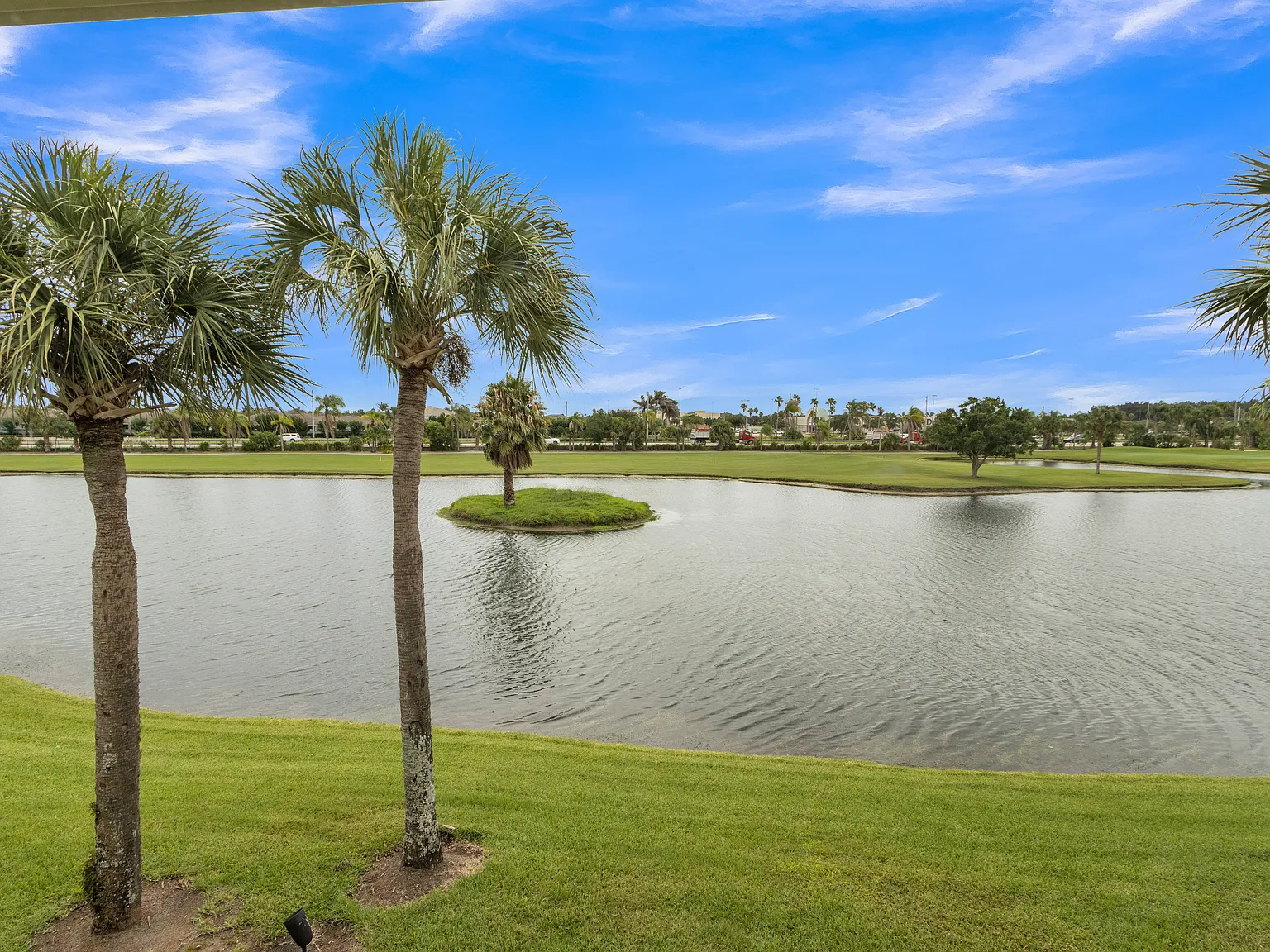 1 bed, 1188 sqft, $3,100 — Photo 4