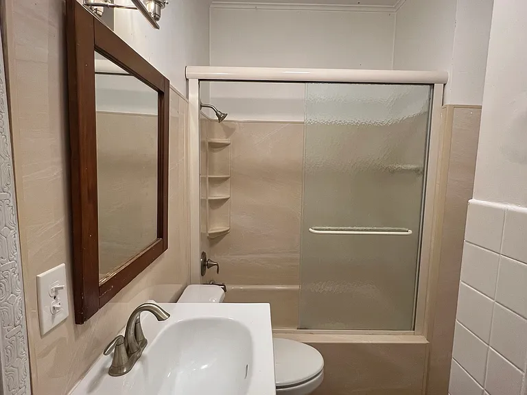 708 Spring St — Photo 12