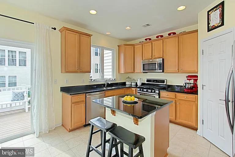 42685 Orefield Ter — Photo 8