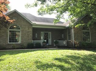 8410 Tscharner Rd, Henderson, KY 42420