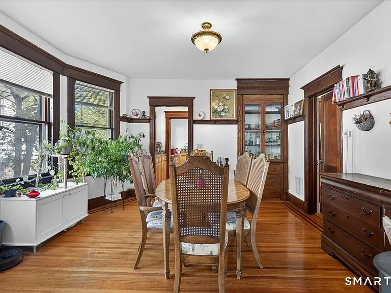 106 Lawrence St #1 — Photo 5