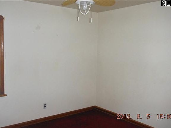 5th image of 4522 Lincoln Ave
