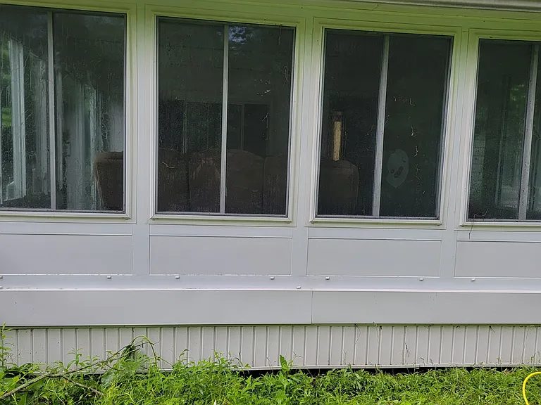 640 N Schwamberger Rd — Photo 1