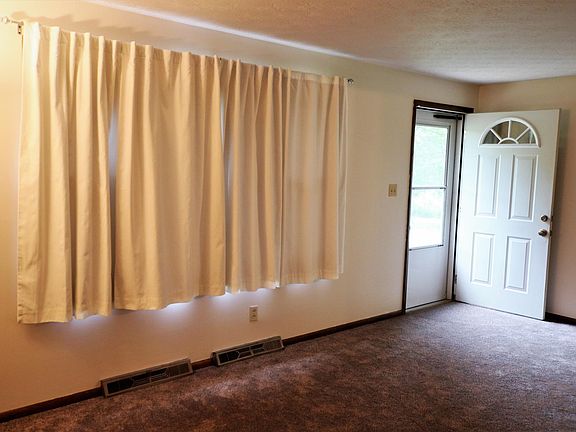 5th image of 4087 Lynwood Dr