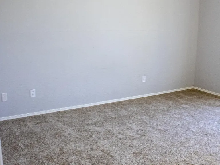 10321 W Windsor Ave — Photo 34