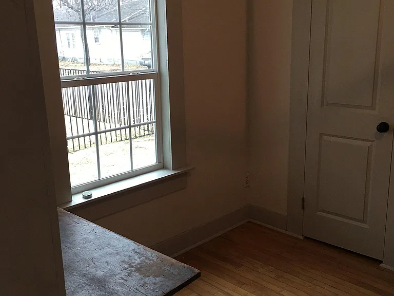 small rear bedroom and closet