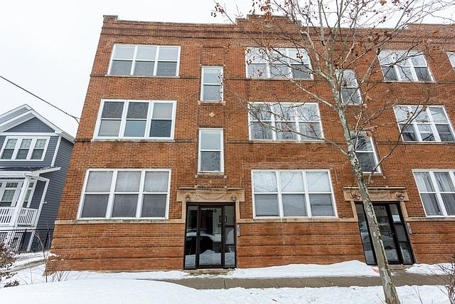 1st image of 4348 N Sacramento Ave #1