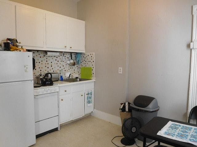 2nd image of 1086 Commonwealth Ave APT 105B