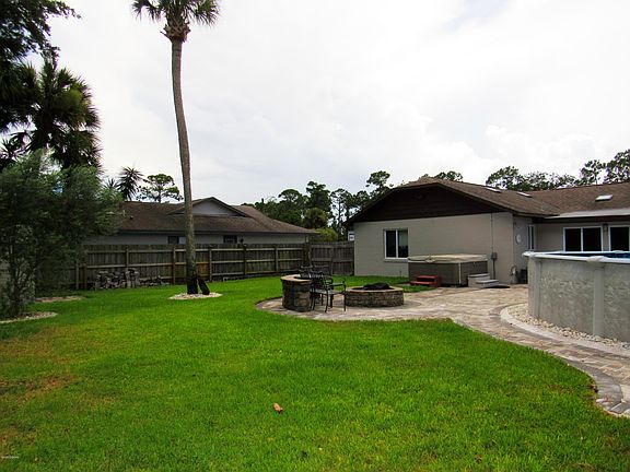 3rd image of 1020 Whiporwill Dr