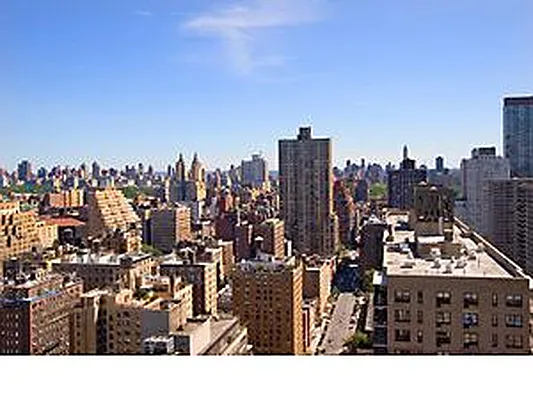 Rented by Distributed Real Estate | media 3
