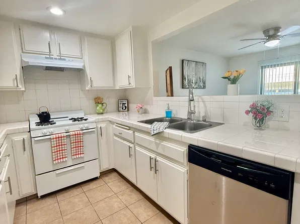 512 W Imperial Ave #3, El Segundo, CA 90245