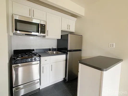 Rented by City Connections Realty | media 13