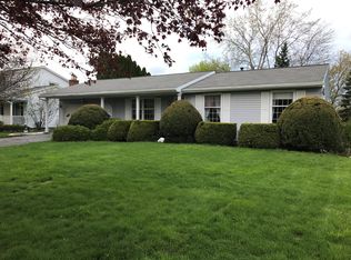 286 Judy Ann Dr, Rochester, NY 14616